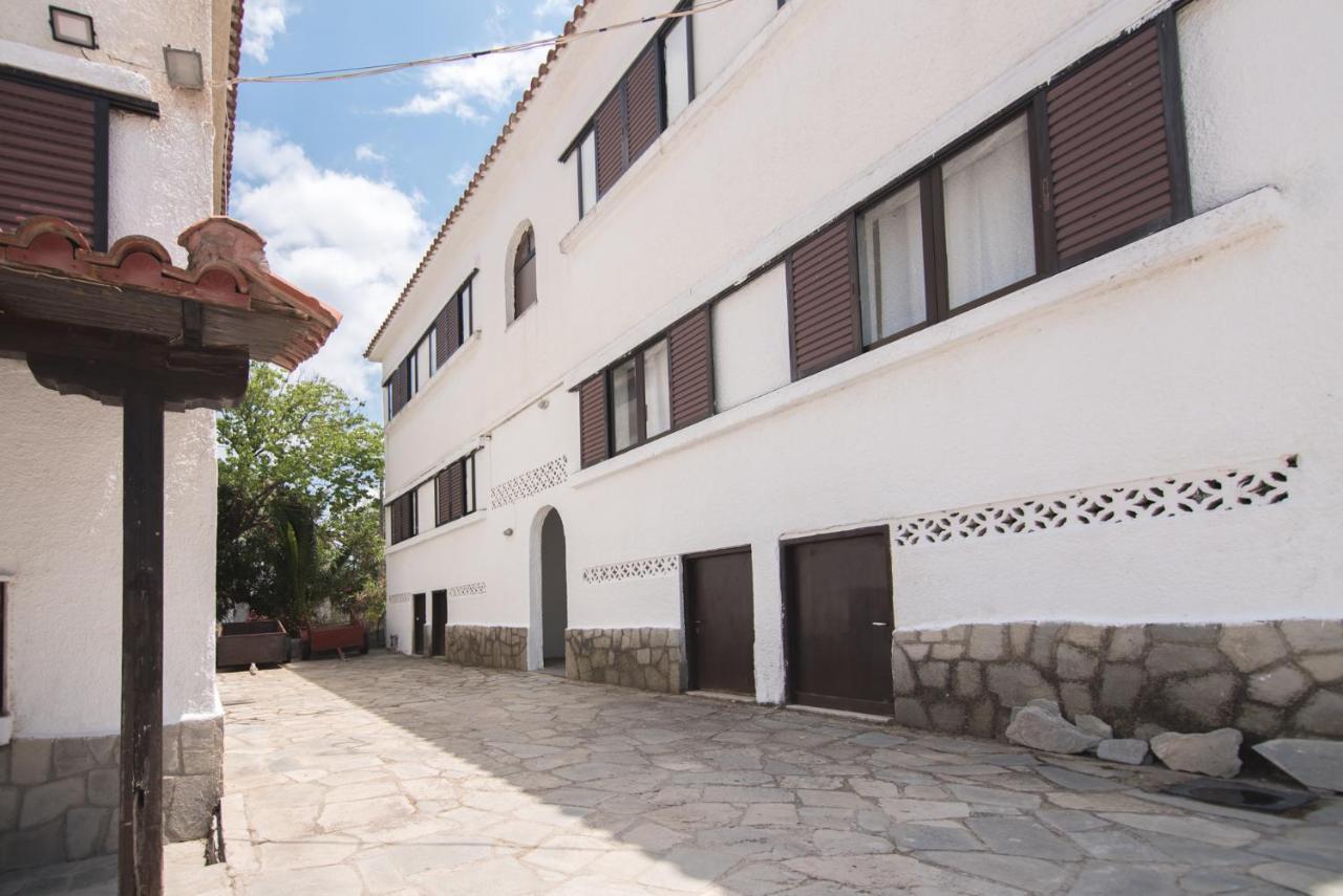 George'S Apartments Skala Fourkas Bagian luar foto